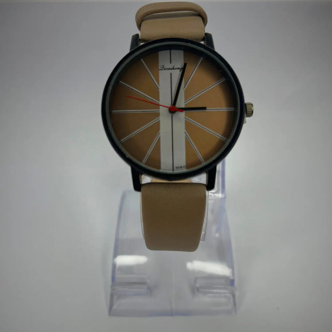 Minimalist Brown & Black Leather Strap Watch – Modern Casual Design