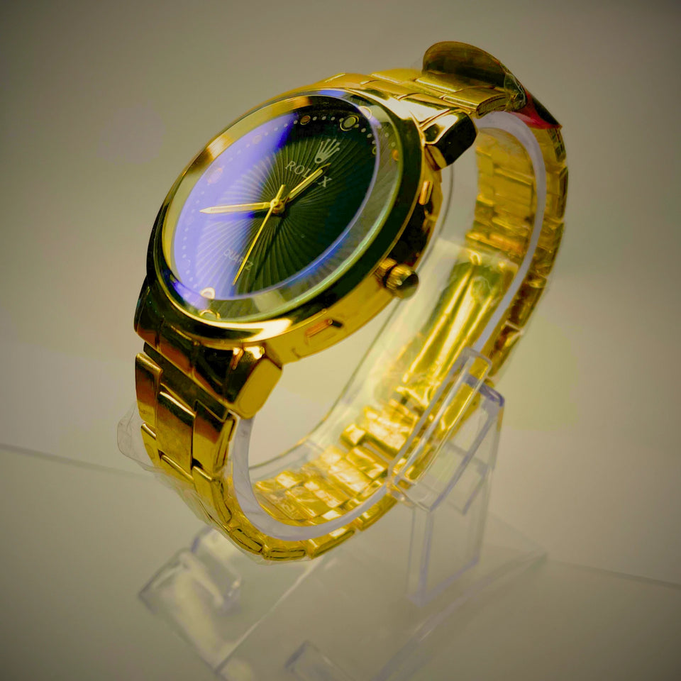 Luxury Gold & Blue Quartz Watch – Classic Elegance